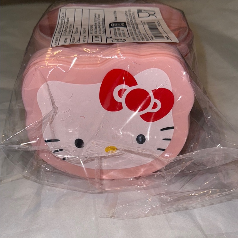 NWOT-Bento Hello Kitty Pink Snack Containers Set - Picture 15 of 15